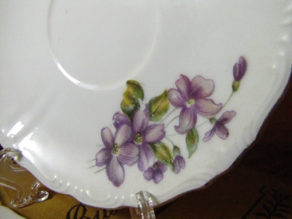#1【lilas.junko】しめ飾り3つ Three (3), Small Vintage Saucers - Purple Flowers - Made in