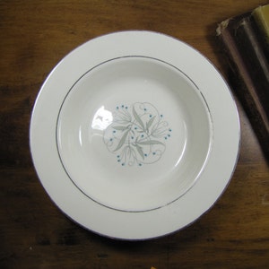Homer Laughlin - Celeste - Small Bowl - Small Blue Flowers / Berries - Gray Leaves