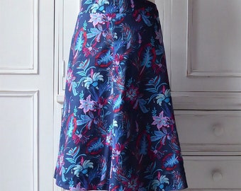 Reversible cotton wrap around skirt  - 2 different prints ( size UK fits 14 to 20) ~ 28" length