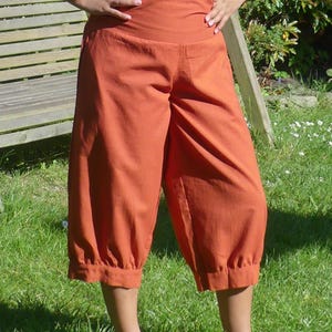 Casual loose capri pants, yoga pants, cropped pants with side pockets and elasticated waist  - beautiful soft cotton flax (persimmon colour)