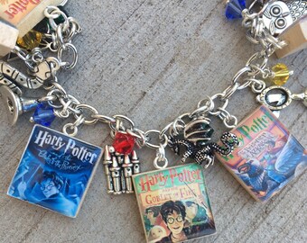 Harry Potter Bracelet, MAGICAL, Harry Potter Jewelry, Harry Potter Charm Bracelet, Harry Potter Fan, JK Rowling, Scrabble Tile Jewelry