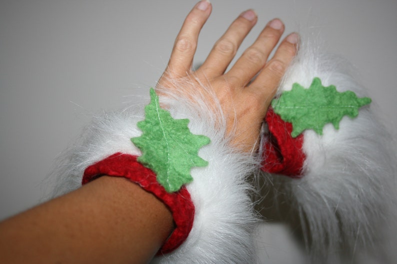 Christmas Elf cuffs Red And White Festive Holly Leaf Felt Wrist Warmers With Fur Wild Winter Woodland Goddess.Gorgeous Soft White Fur.OOAK