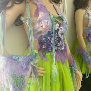 Juego de 3 piezas. Traje Nuno Felted Dragonfly Mer Fae. ¡Top de sirena de sirena de ninfa de agua de fieltro de bosque etéreo! Arte OOAK. Disfraz de Hada Sirena.