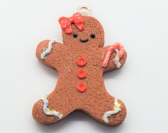 Pendentif de fille de pain d'épice, nourriture d'argile de polymère, charme d'argile de polymère, bijoux d'argile de polymère, bijoux alimentaires miniatures, marqueur de point