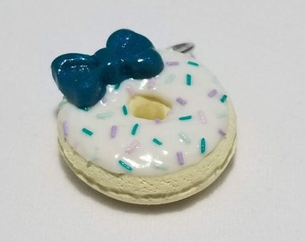 Sprinkles Doughnut Pendant, Polymer Clay Food, Polymer Clay Charm, Polymer Clay Jewelry,  Miniature Food Jewelry, Stitch Marker