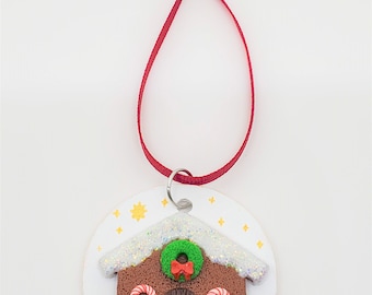 Ornement de façade de maison de pain d'épice, nourriture d'argile de polymère, nourriture miniature, nourriture miniature d'argile, ornement de Noel d'argile de polymère, ornement d'arbre