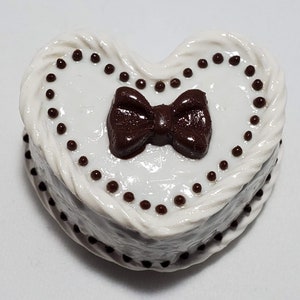 Chocolate Bow Heart Cake Magnet, Miniature Polymer Clay Food, Polymer Clay Magnet, Polymer Clay Fridge Magnet, Polymer Clay Locker Magnet