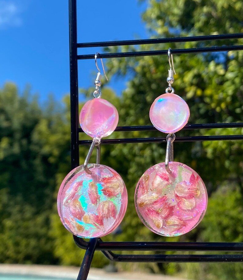 Pink flower holographic dangling earrings