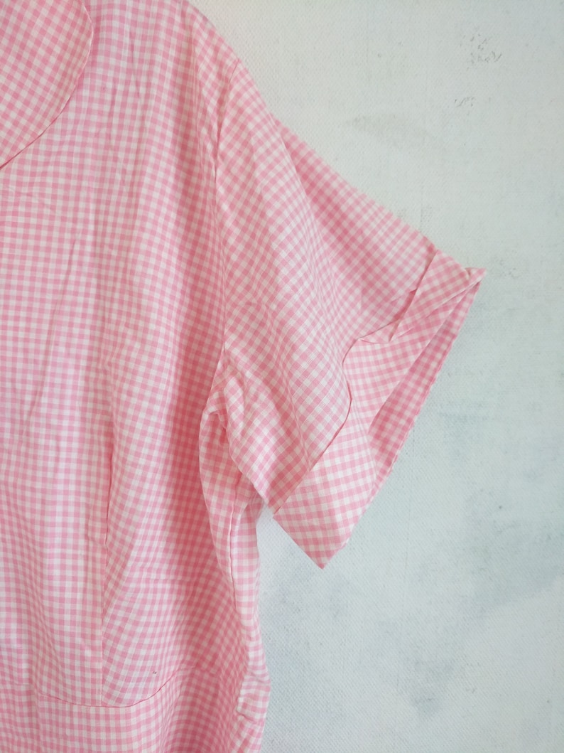 Vintage Blouse 1950s Spearhead Pussy Bow Belly Shirt White Pink Blouse Pearlette Style 50s Button Down Shirt
