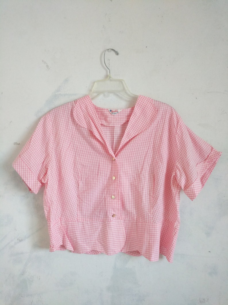Vintage Blouse 1950s Spearhead Pussy Bow Belly Shirt White Pink Blouse Pearlette Style 50s Button Down Shirt