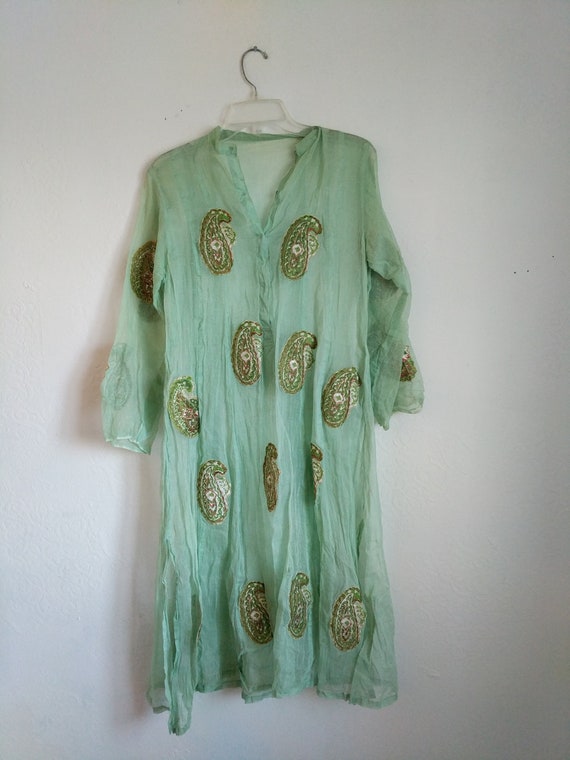 Vintage 40s Dress Green paisley pattern Dress, Min