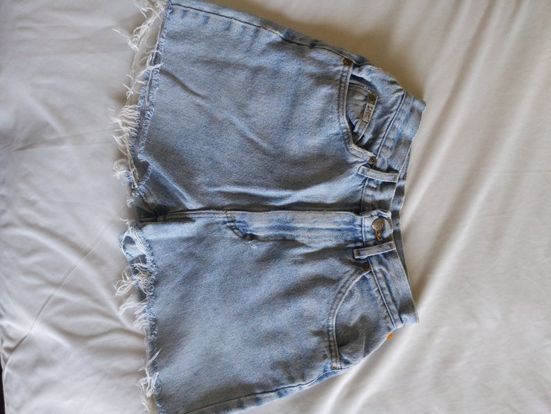 Waist size 24 Lee Jeans boho faded denim vintage country shorts High waist cut-off shorts