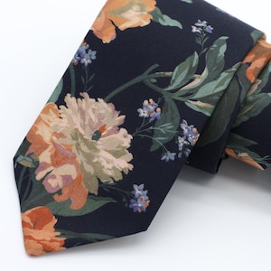 Liberty London Blommig Slips: Svart & Kopparfärgad Bröllopsslips