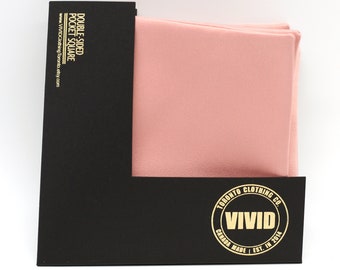 Pañuelo de bolsillo de satén italiano rosa flamenco: accesorio de boda cosido a mano