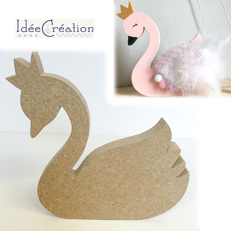 Swan in painted wood, for a princess bedroom decor image 3