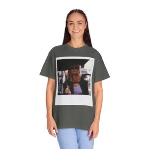 Goldie Hawn Polaroid Photo T-shirt | First Wives Club | Vintage Photo Tee | Celebrity Pop Culture Gift | 90's Rom Com image 2