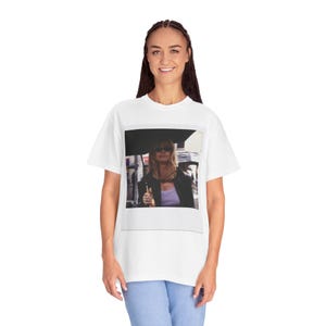 Goldie Hawn Polaroid Photo T-shirt | First Wives Club | Vintage Photo Tee | Celebrity Pop Culture Gift | 90's Rom Com image 4