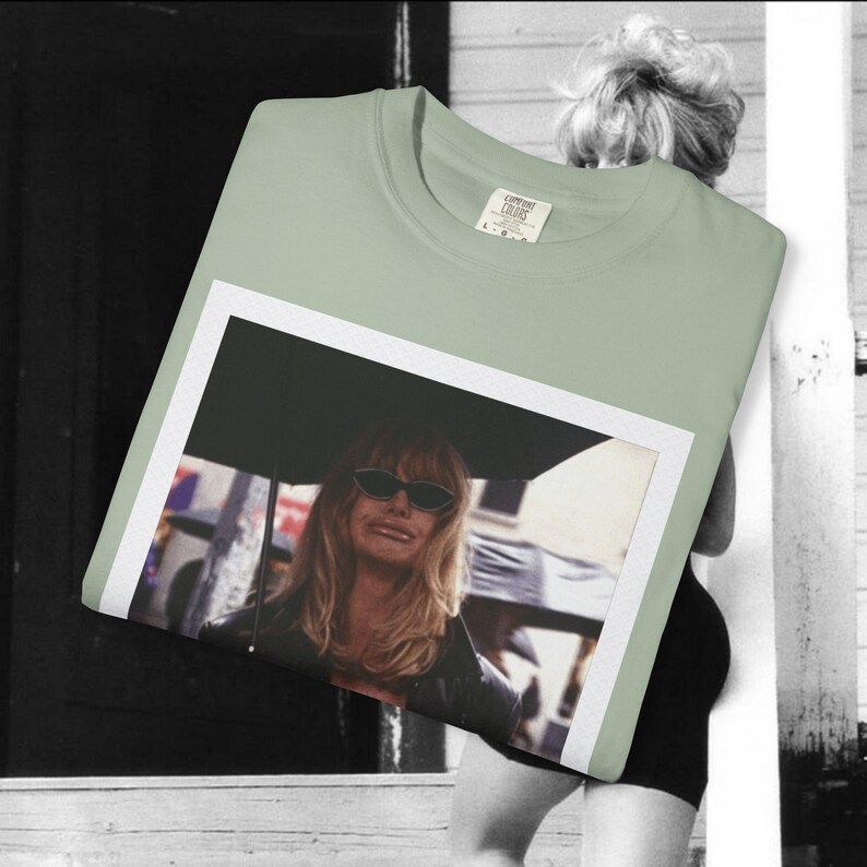 Goldie Hawn Polaroid Photo T-shirt | First Wives Club | Vintage Photo Tee | Celebrity Pop Culture Gift | 90's Rom Com image 7
