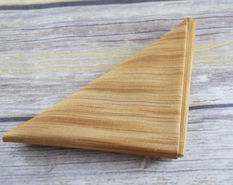 Veneer Hazel Cotton Print Fabric - John Louden Fat Quarter