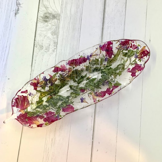 Resin Jewelry Dish With Real Dried Flowers Floral Jewelry 