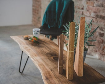 Table basse, dalle de noyer Live Edge, Table basse en bois, Table basse rustique, Table d'entrée étroite, Table à manger, Table d'extrémité de ferme moderne