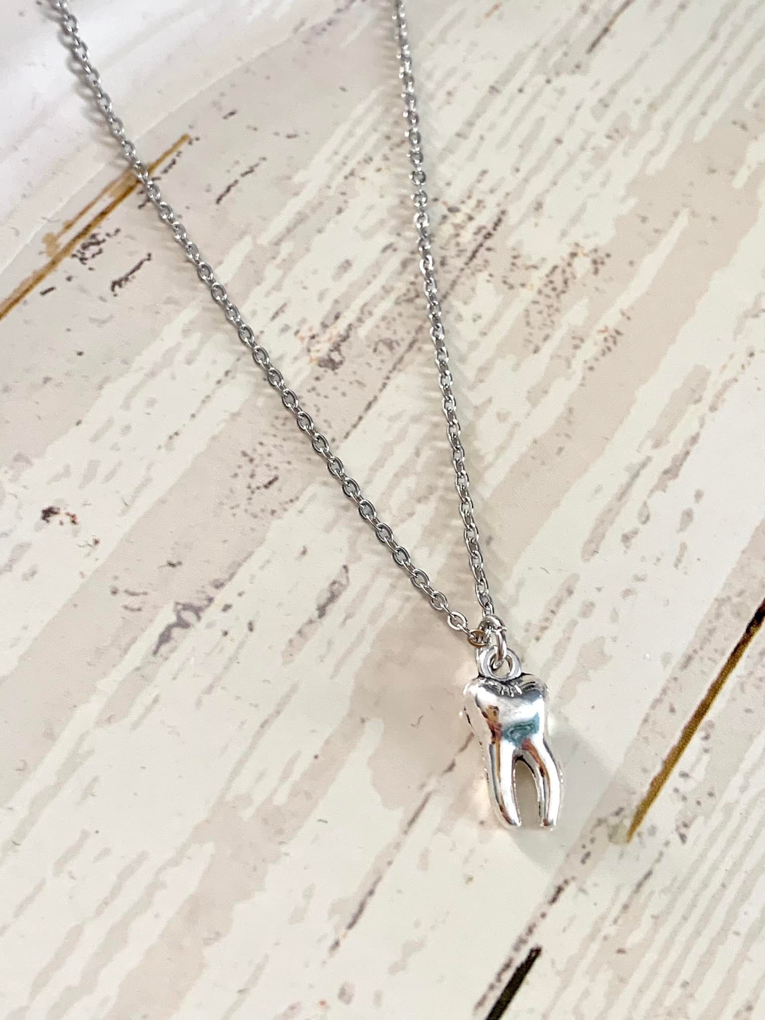 ★手元在庫割引★SCALETTO★Snake Chain Back Tooth Necklace Snake_chain_necklace_SILVER.