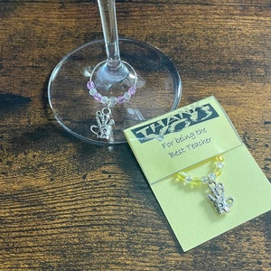 Breloque fantaisie en verre à vin pour que le meilleur professeur puisse dire merci n'importe quelle carte de perles de couleur breloque en pot de peinture en métal cadeau souvenir