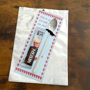 Savourez votre café CUILLÈRE FERMEE EN ACIER INOXYDABLE ET SERVICE À CAFÉ Amoureux Une carte cadeau pour un anniversaire Partenaire original Toutes les occasions Amusant