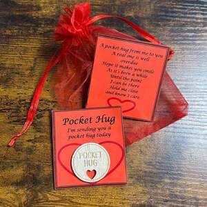 Cuore in legno con cerchio, tascabile, abbraccio, biglietto rosso, per San Valentino, per i propri cari, sacchetto in organza, ricordo, invia un regalo, divertente, poesia unica su biglietto