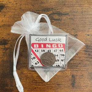 BINGO gelukkige sixpence munt voor veel geluk op kaarten win spel cadeau voor een speler leuke eigenzinnige humoristische organza zakje gedicht bewaar in tas of portemonnee