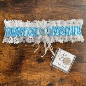 Liga blanca azul para que la novia tenga suerte Moneda de seis peniques Poema tradicional Regalo del día de la boda Algo azul brillante Bolsa de regalo Recuerdo de la despedida de soltera