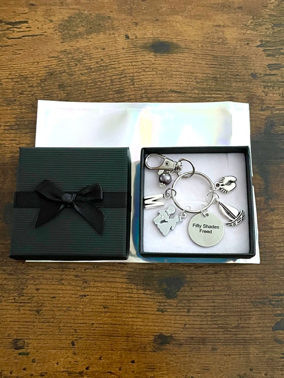 Personalised Initial Letter Charm 50 Fifty Shades Of FREED Film Inspired Key Ring Or Bag Charm Set Boat Married Couple Baby Feet Beads Bag