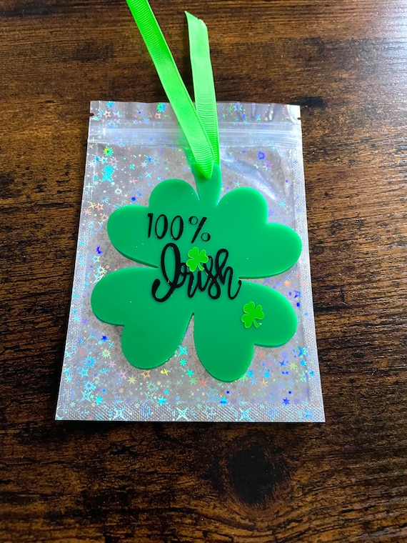 100% IRISH Wall Tree Art Hanging Acrylic Shaped Clover Shamrock Decoration Printed Ribbon Quirky St Patricks Day Birthday Shimmer Gift Bag