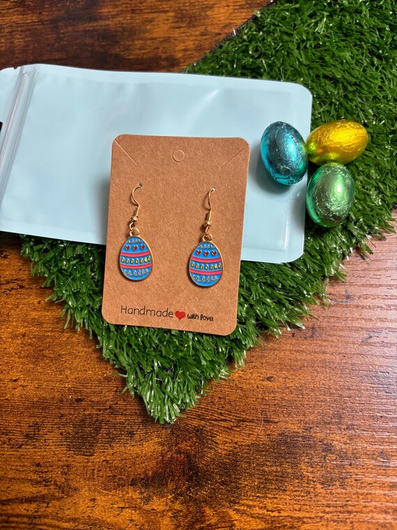 EASTER EGGS Pair Of Dangle Earrings Vintage Zinc Alloy Drop Earrings with Colourful Enamel Keepsake Celebrates Fun Novelty Quirky Fun Gift