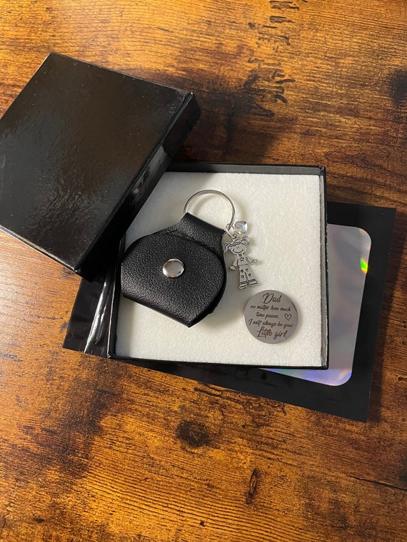 Dad Pocket Hug From Your Little Girl Key Ring Black Leather Pouch Engraved Circle Charm Any Occasion Loving Gift Boxed Bag Fathers Day