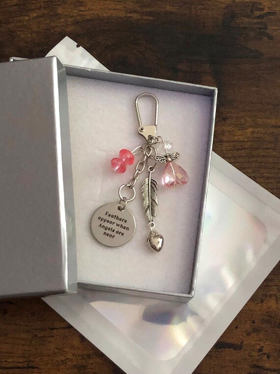 Feathers appear when angels are near key ring bag charm keepsake gift any occasion gift boxed memory feathers angel hearts charms