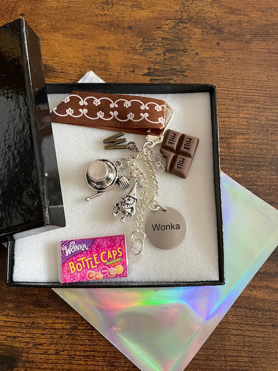 WONKA Film Inspired Key Gift Charm Keepsake Quirky Fun Two Chocolates Ummpa Lumpa Walking Stick Water Bottle Caps Ribbon Gift Box or Bag