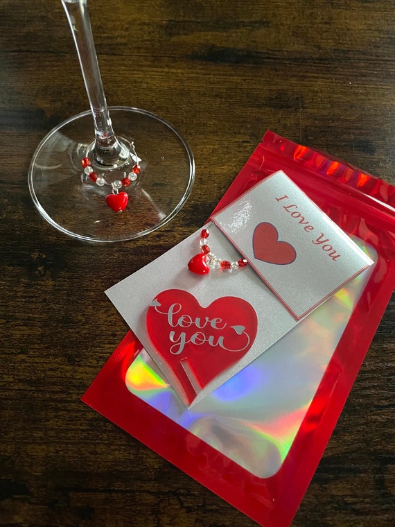 2 x Wine Glass CHARMS Hearts Beads Love Valentine Birthday Card Bag I Love You Like My Wine Fun Novelty Keepsake Gift Top Bottom Glass Charm