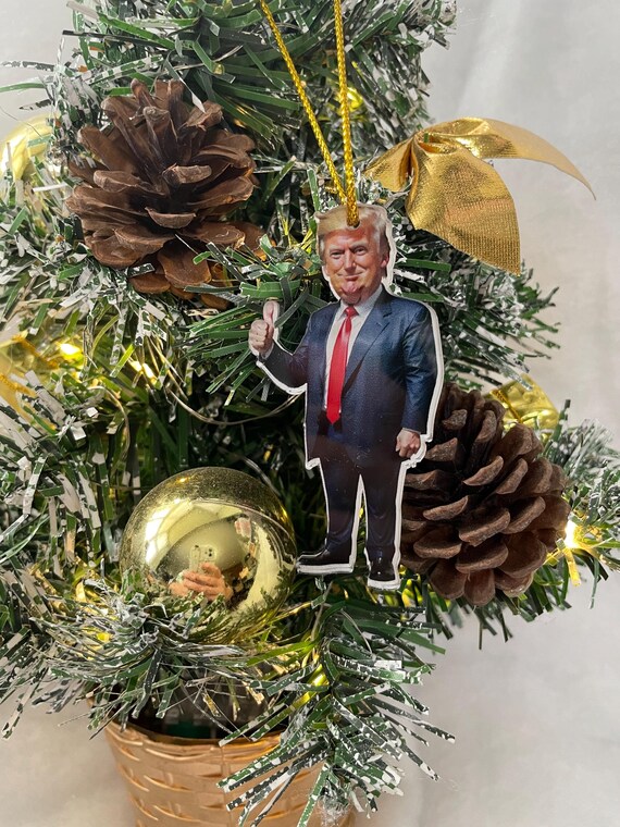 MR PRESIDENT Christmas Tree Decoration USA Fun Novelty Gift Secret Santa Stocking Filler Mr Trump Acrylic Gift Bag Thumbs Up