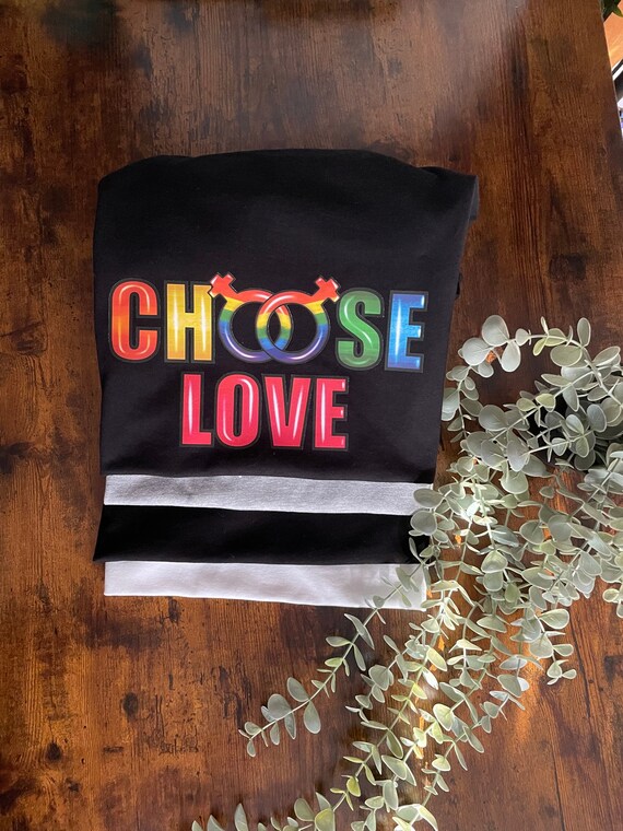 CHOOSE LOVE Vinyl Printed T-Shirt Rainbow Colours LGBTQ Gay Pride Month Celebrate