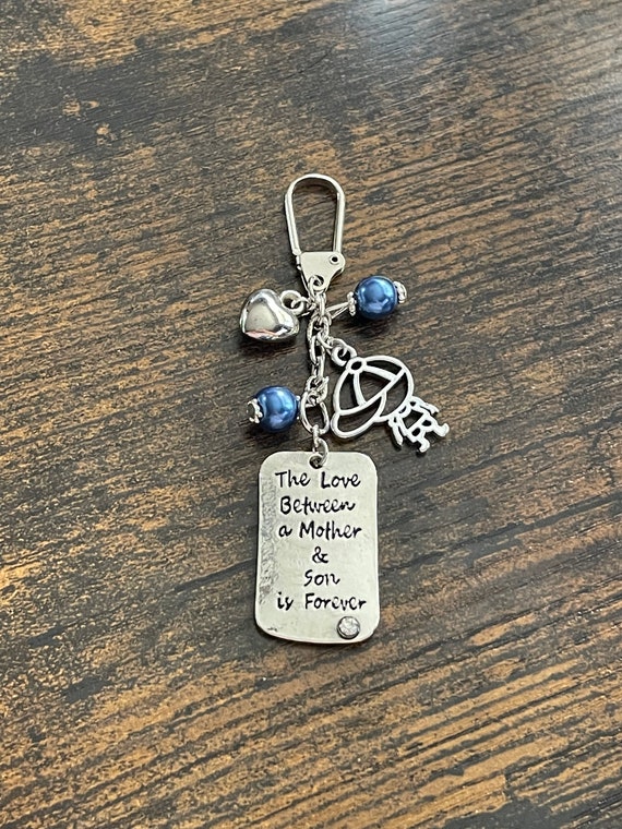 The love between a MOTHER and SON is forever keepsake key ring charm with heart and boy style charm gift boxed for any occasion birthday etc