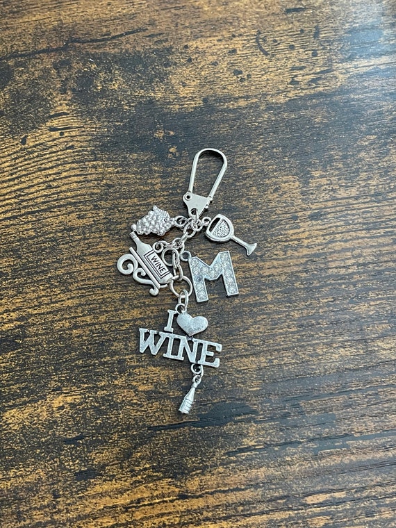 Personalise initial alphabet charm i love wine key ring or bag charm gift keepsake wine bottle glass grapes rhinestone letter any occasion