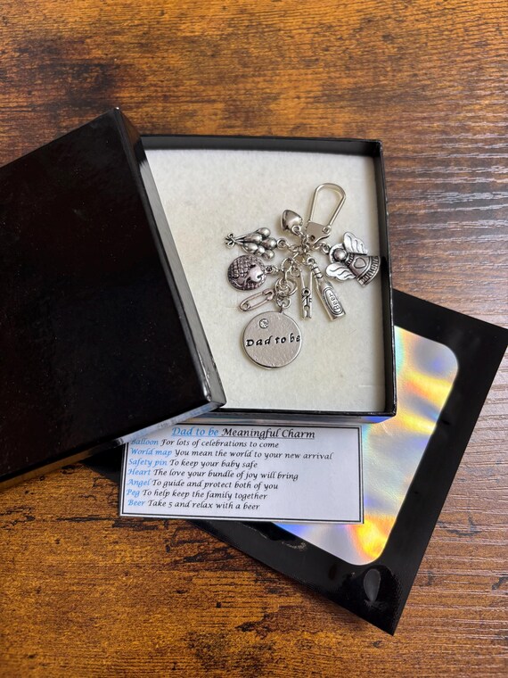 Meaningful Keepsake For Dad To Be key ring Charm Gift Box Rhymes Star Angel Beer World Map Peg Safety Charms Baby Shower Gift For Dad