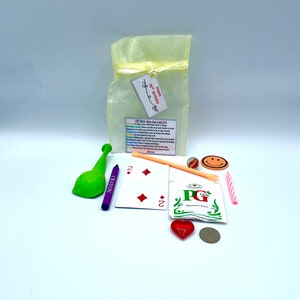 70TH SEVENTY Survival Kit Divertimento Novità Regalo Presente Compleanno Biglietti d'auguri Unico Colore eccentrico Sacchetto di organza Candela Biglietto Palloncino Sorrisi