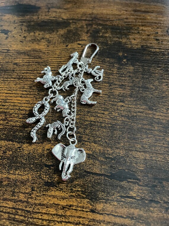 African themed animals key ring or bag charm pendant keepsake gift boxed snake lion elephant giraffe etc for anyone and any occasion