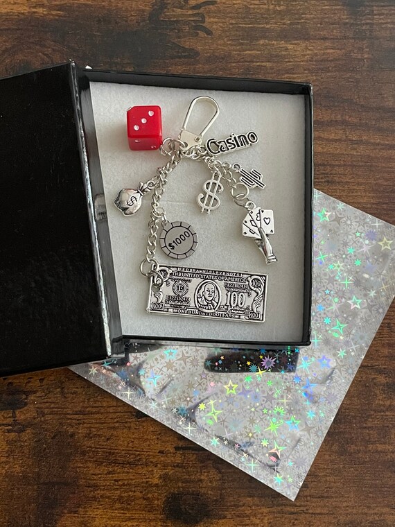 Las Vegas Key Ring Bag Charm Set Casino Dollars Dice Cards Cactus Fun Novelty Love Sin City Gift Box Or Shimmer Bag Birthday Xmas Keepsake