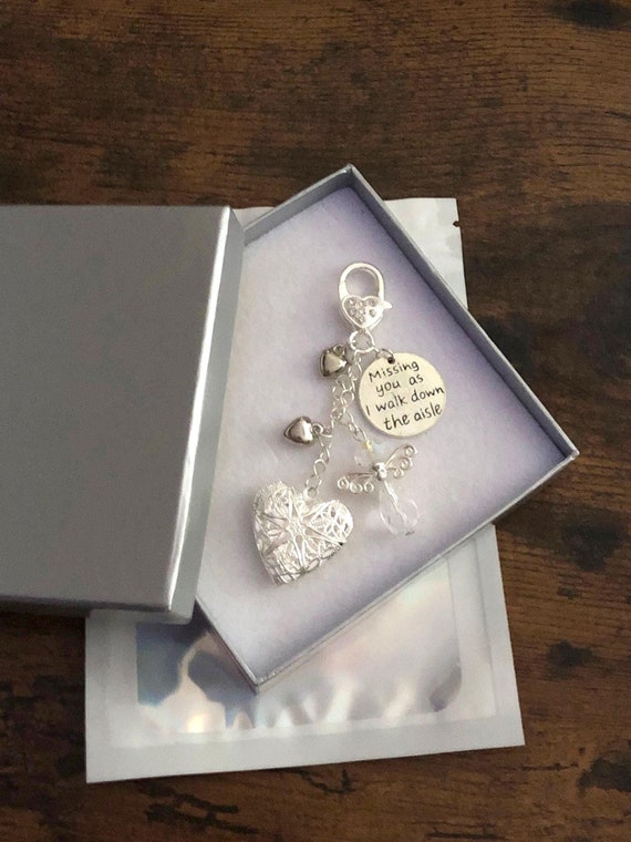 Missing you as i walk down the isle bride Garter or bouquet gift open locket any family member not here to put on charm gift boxed hearts