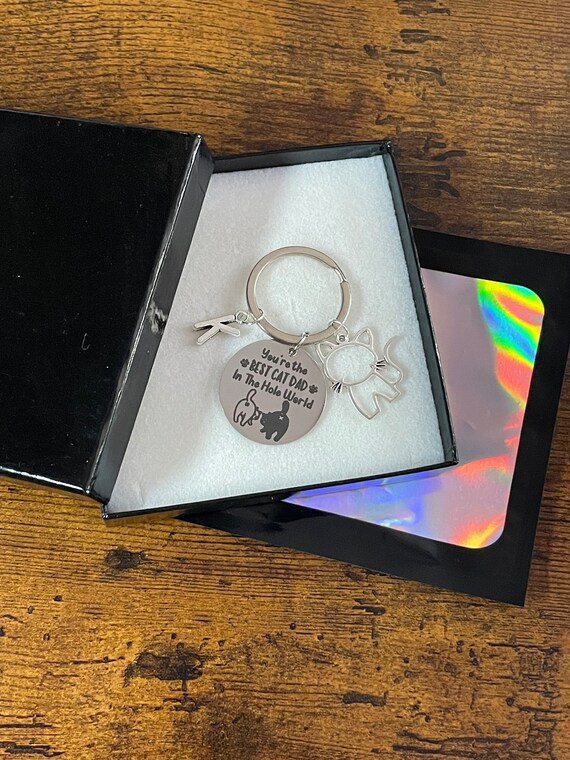 Personalised Initial Charm You’re The Best CAT DAD In The Hole World Key Ring Any Occasion Pet Lover Fun Novelty Keepsake Gift Boxed Bag