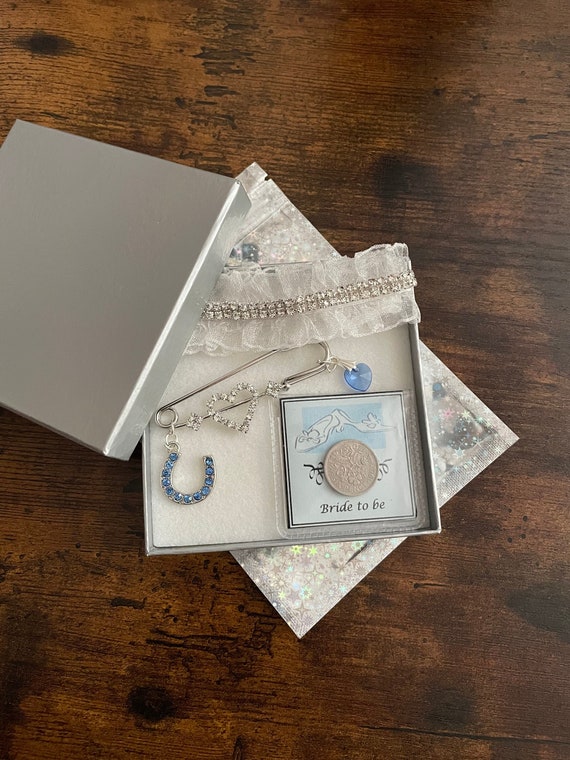 Wedding Bride To Be Traditional Something New Crystal Horseshoe Lucky English Sixpence Coin White Garter Pin Bouquet Char