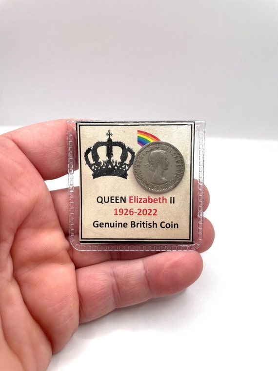 Her Majesty The Queen Memory Genuine Sixpence British Coin Keepsake Wallet Or Purse Gift Crown Rainbow Union Jack Queens Head organza bag